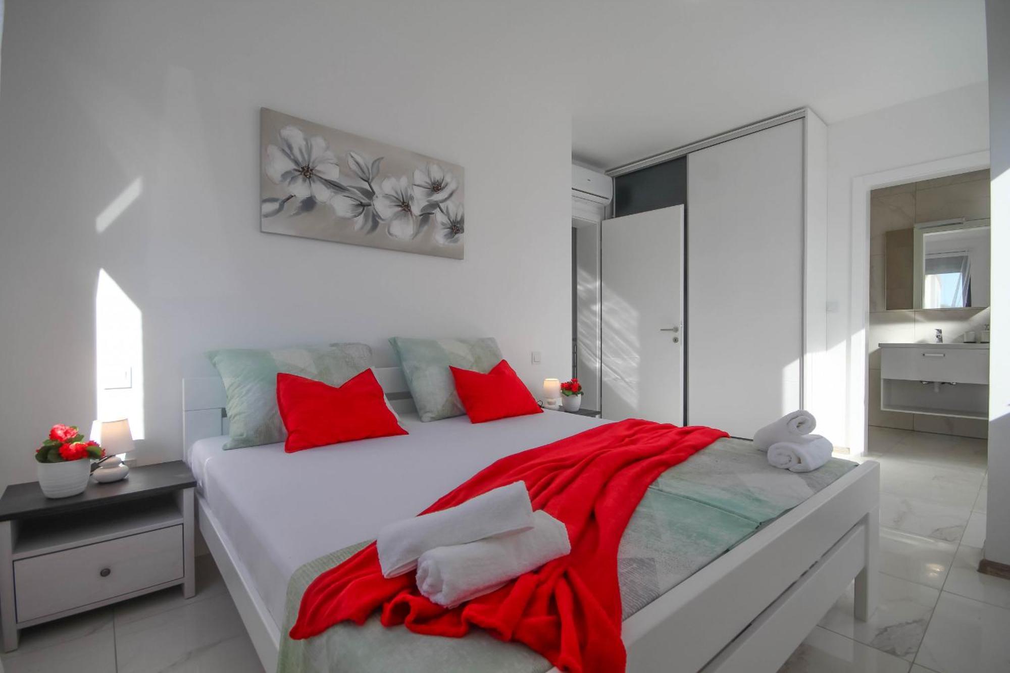 Villa Essenza Vita In Vodice Only 650 Meters From The Beach Buitenkant foto